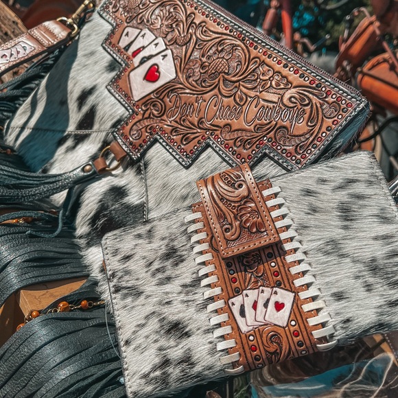 Don’t Chase Cowboys a Haute Southern Hyde by Beth Marie Exclusive Cowhide Purse - Picture 8 of 8